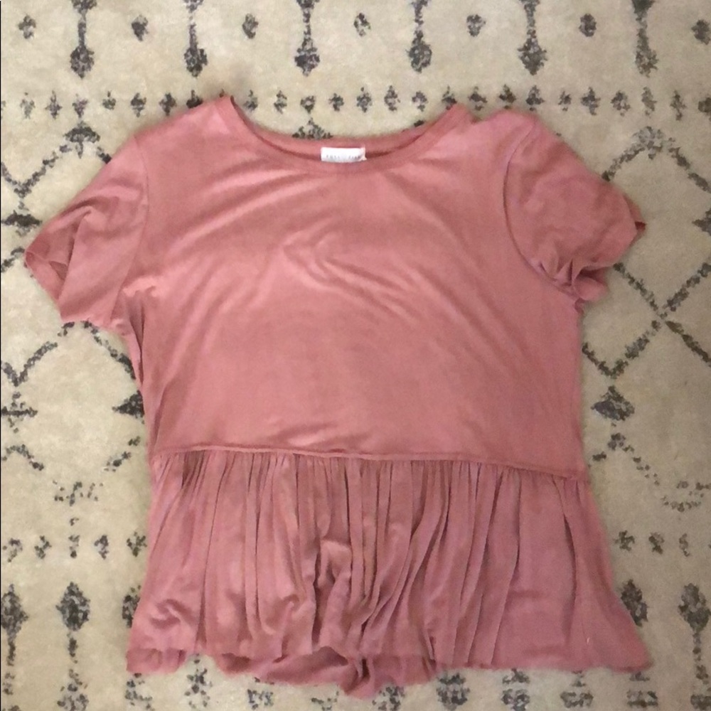 NWT Tillys cute t shirt